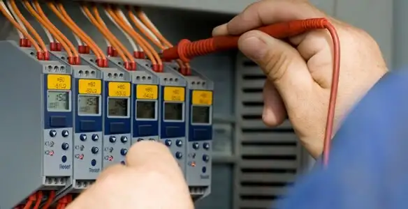 electrical contractors performing professional electrical system testing and configuration in Bradenton, FL