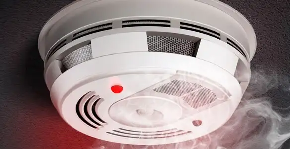 Installed smoke detector providing reliable fire detection in Bradenton, FL